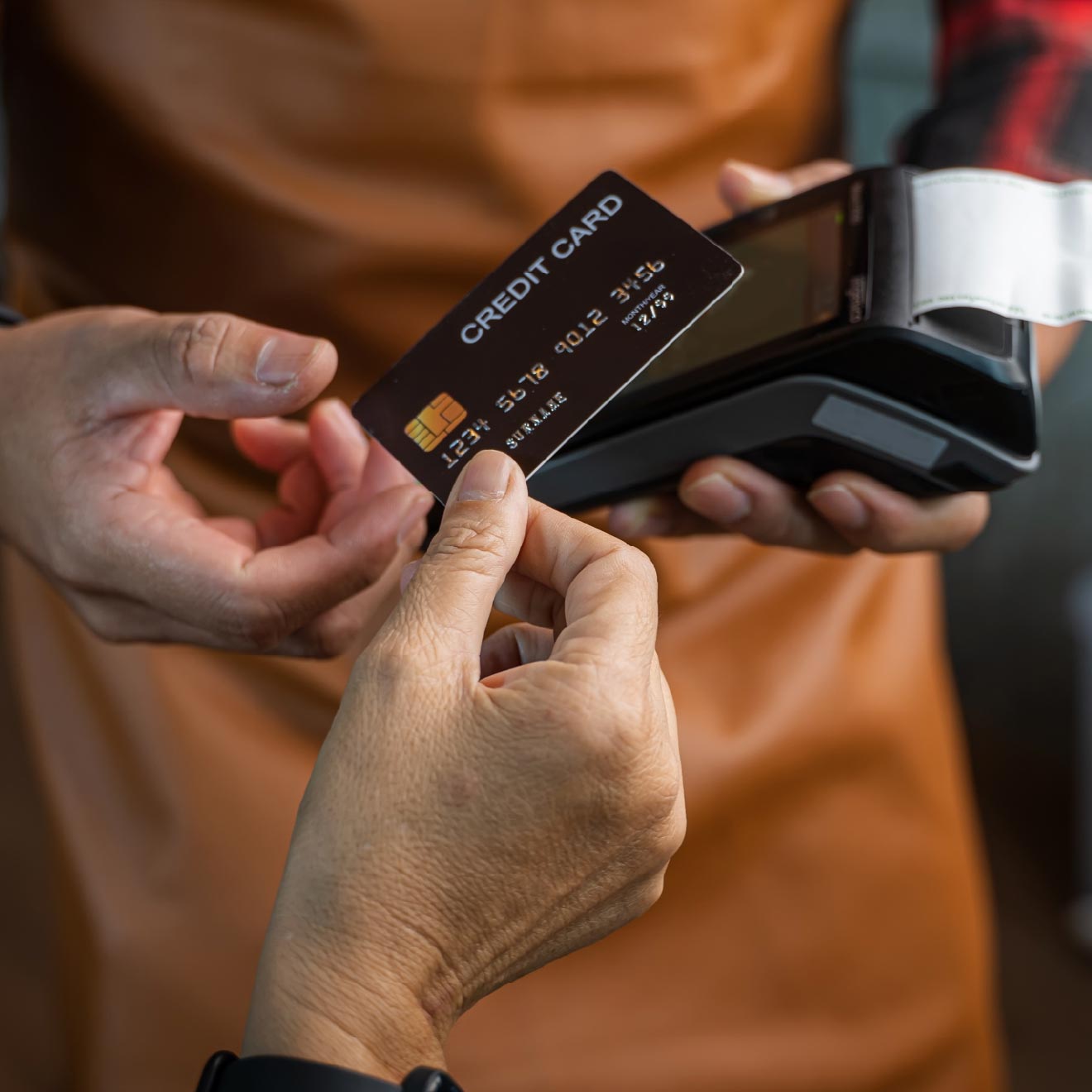 How To Increase Revenue Through a Wireless Merchant Account